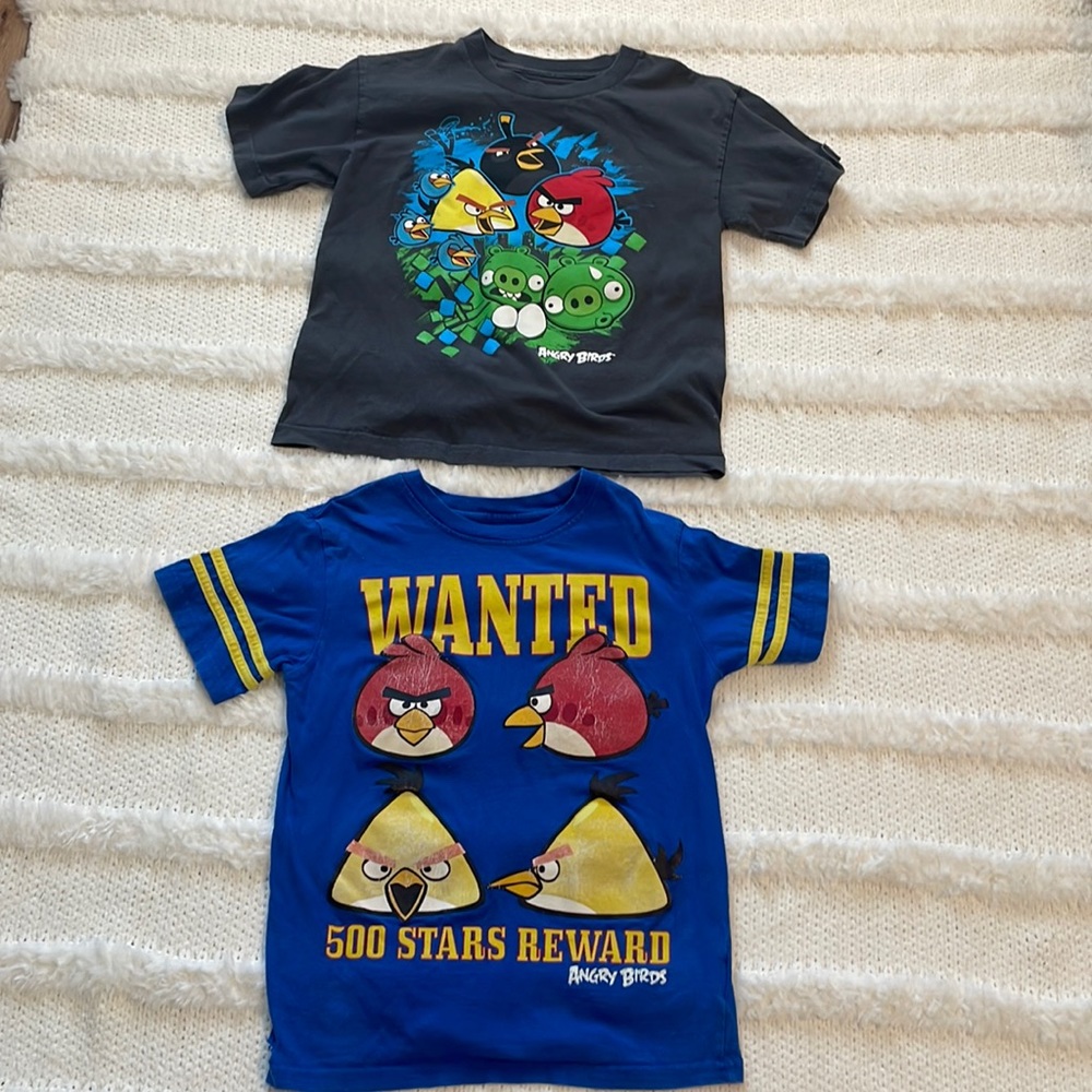 2 Angry Birds T-shirts kids boys size medium blue gray unisex girls short sleeve